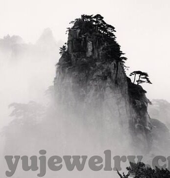 久操视频51麻豆-火花与幻想的回响，峻峭网络世界里的独特51麻豆